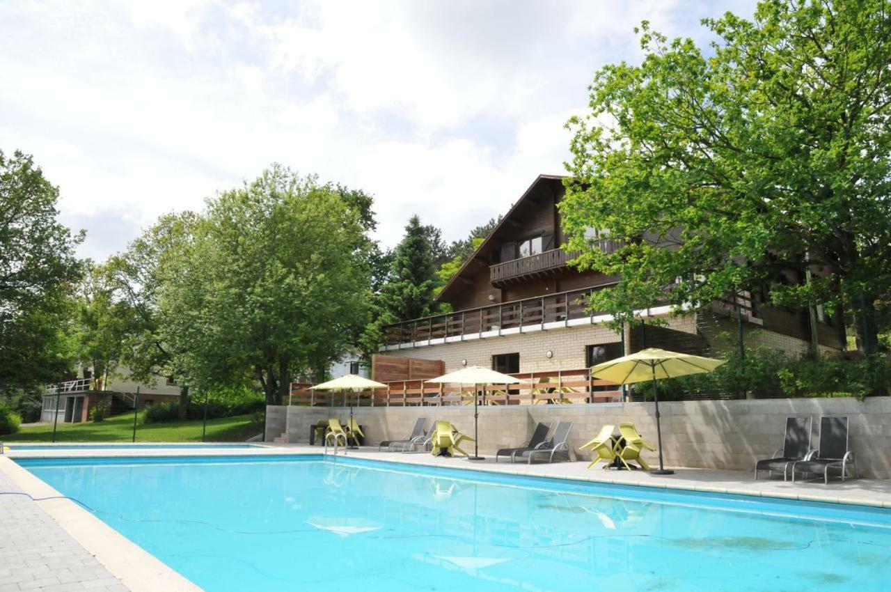 Chalet Des Coucous Villa Waulsort Exterior photo